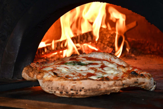 The Ultimate Guide to Choosing and Using Outdoor Pizza Ovens: A Recipe for Success on Your Patio